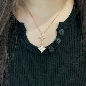 L0155 LV — ожерелье из белого перламут