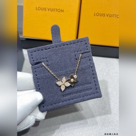 L0156 LV： Колье с двумя цветамиз позол