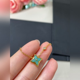 Новинка L1101： новое колье LV из камня