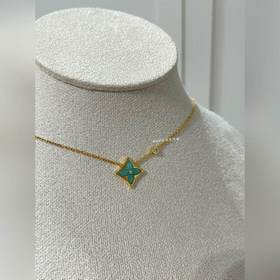 Новинка L1101： новое колье LV из камня