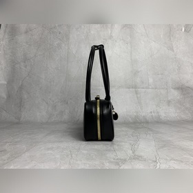 5BB173 Сумка через плечо Miu 25SS — на