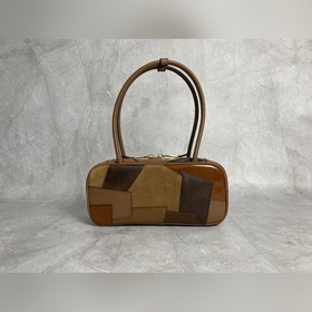 5BB147 (коричневая кожа с аппликациями