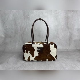 5BB172 Сумка среднего размера «Beau» и