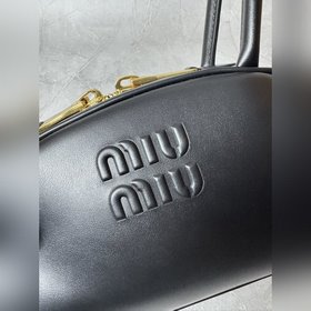 5BB192 Сумочка Miu в стиле «пельмени» 
