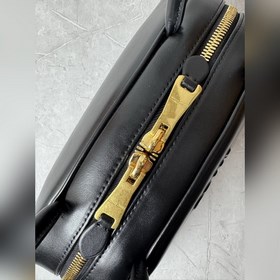 5BB193 Сумка-«пельмень» из коллекции M