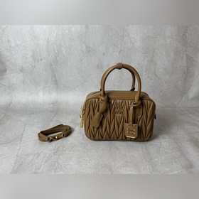 5BB124 Новая сумка Miu «Too Pretty» в