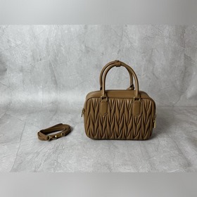5BB124 Новая сумка Miu «Too Pretty» в
