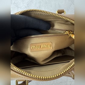 5BB124 Новая сумка Miu «Too Pretty» в 