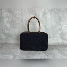 5BB117 Beau — большая сумка-портфель и