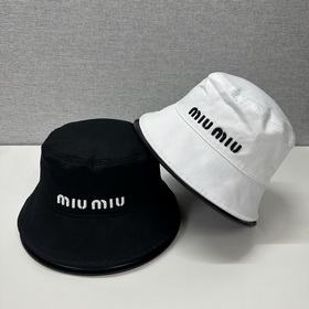 Классическая рыбацкая кепка Miu весна-