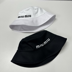 Классическая рыбацкая кепка Miu весна-