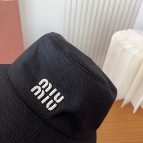 Двусторонняя рыбацкая кепка Miu, изгот