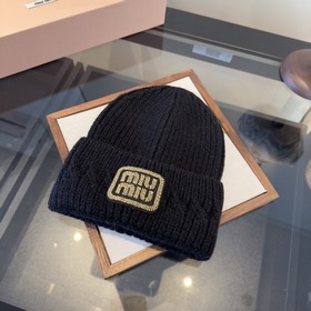 Новая вязаная шапка Miu из коллекции о