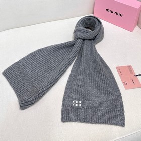 Шарф из кашемира Miu, подходящий как м