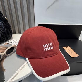 [Miumiu] Новая вышитая бейсболка по и