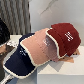 [Miumiu] Новая вышитая бейсболка по и