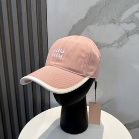 [Miumiu] Новая вышитая бейсболка по и