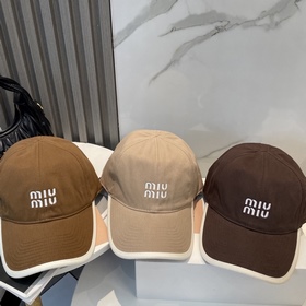 [Miumiu] Новая вышитая бейсболка по и