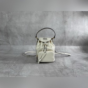 5BZ045 Новая модель рюкзака MIU в стил