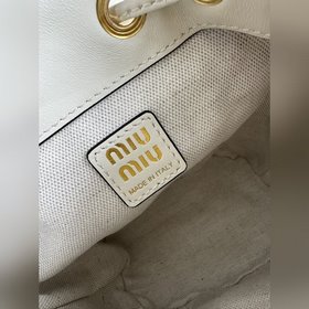 5BZ045 Новая модель рюкзака MIU в стил