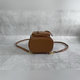 5BZ045 Новая модель рюкзака MIU в стил