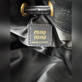 5ND022 (черный) — мини-сумка из кожи N