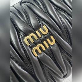 Новая сумка MiuWander модели 5BC108 M