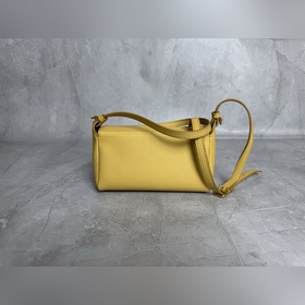 5BE097 Miu Сумочка через плечо из экс