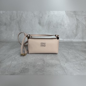 5BE097 Miu Сумочка через плечо из экс
