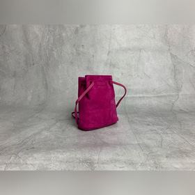 5NF460 — новая мини-сумка-ведро, изгот