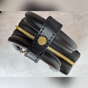 5BB123 Черная кожа Размер： 19×13×6 М