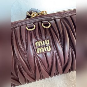 5BF130 — новая модель рюкзака Miu в фо