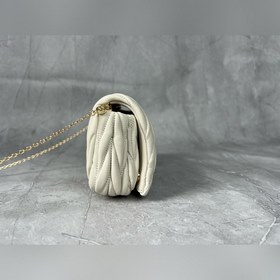 5BP086 MIU — новая сумка на цепочке, и