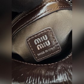 5BA327 (бордовый)Miu 26SS RIBBON Сумка