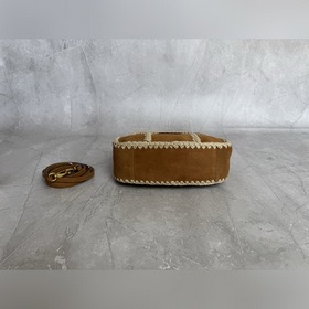 5BC125 Miu вновь поражает воображение 