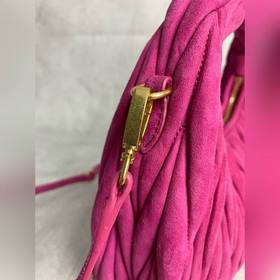 Новая модель сумки Hobo из вельвета 