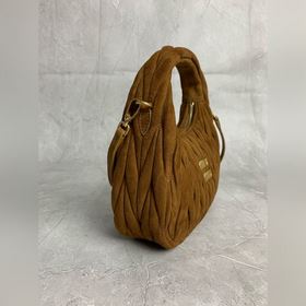 Новая модель сумки Hobo из вельвета 