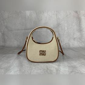 5BC125 — новинка Miu из канваса с кож