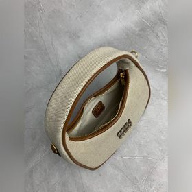 5BC125 — новинка Miu из канваса с кож