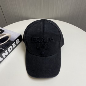 [Prada] Новая коллекция весна-лето： б