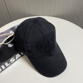 [Prada] Новая коллекция весна-лето： б