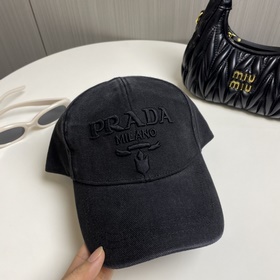 [Prada] Новая коллекция весна-лето： б