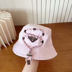 Рыбацкая кепка Prada с буквенным прин