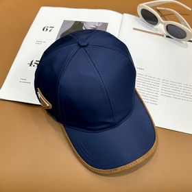 [Prada] Новая бейсболка, поступление 