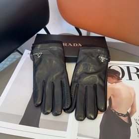 Новые мужские перчатки Prada из овечье