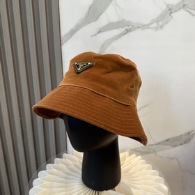 [PRADA] Популярная рыбацкая кепка из