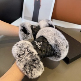 Перчаткиз овечьей кожи Prada, модные п