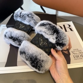 Перчаткиз овечьей кожи Prada, модные п