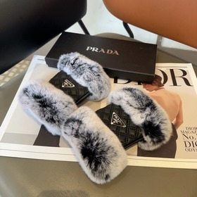 Перчаткиз овечьей кожи Prada, модные п