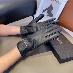 Перчаткиз овечьей кожи Prada, модные п
